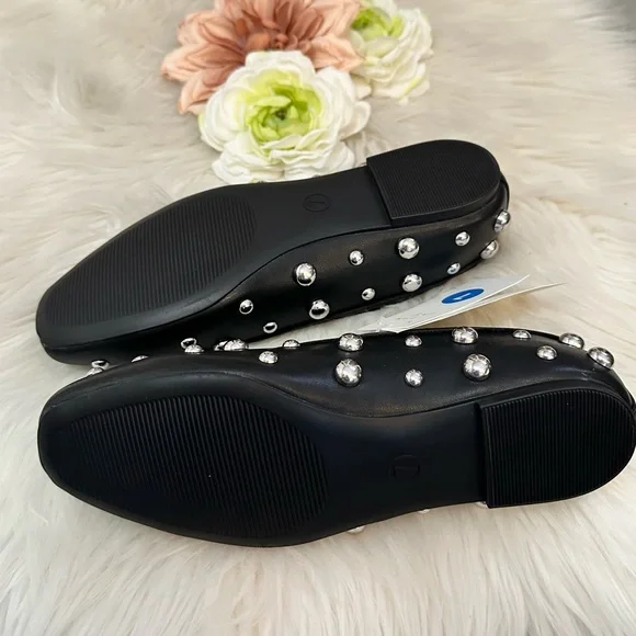 Black Flats with Silver Stud Accents NEW! FIRM!! 50% OFF - Picture 7 of 7